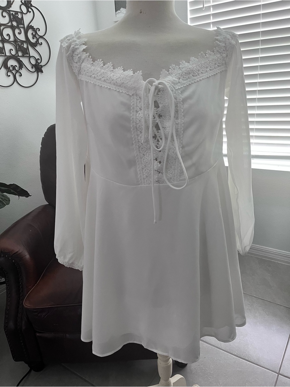 White Long sleeve Lace-Up Mini Dress